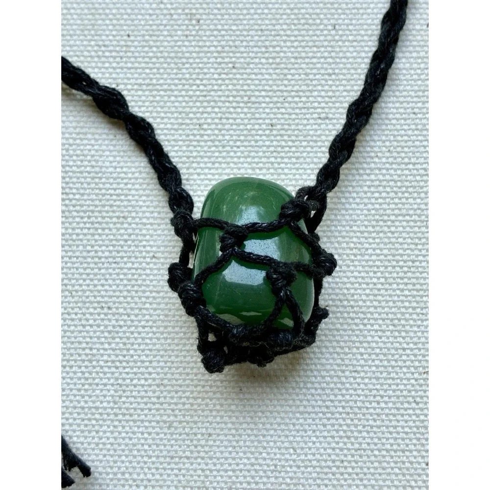 Natural Green Tumbled Stone Macrame Adjustable Cord Necklace Crystal Healing